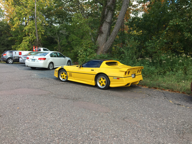 Illustration for article titled BMW 3/4 ii (also cool Vette)